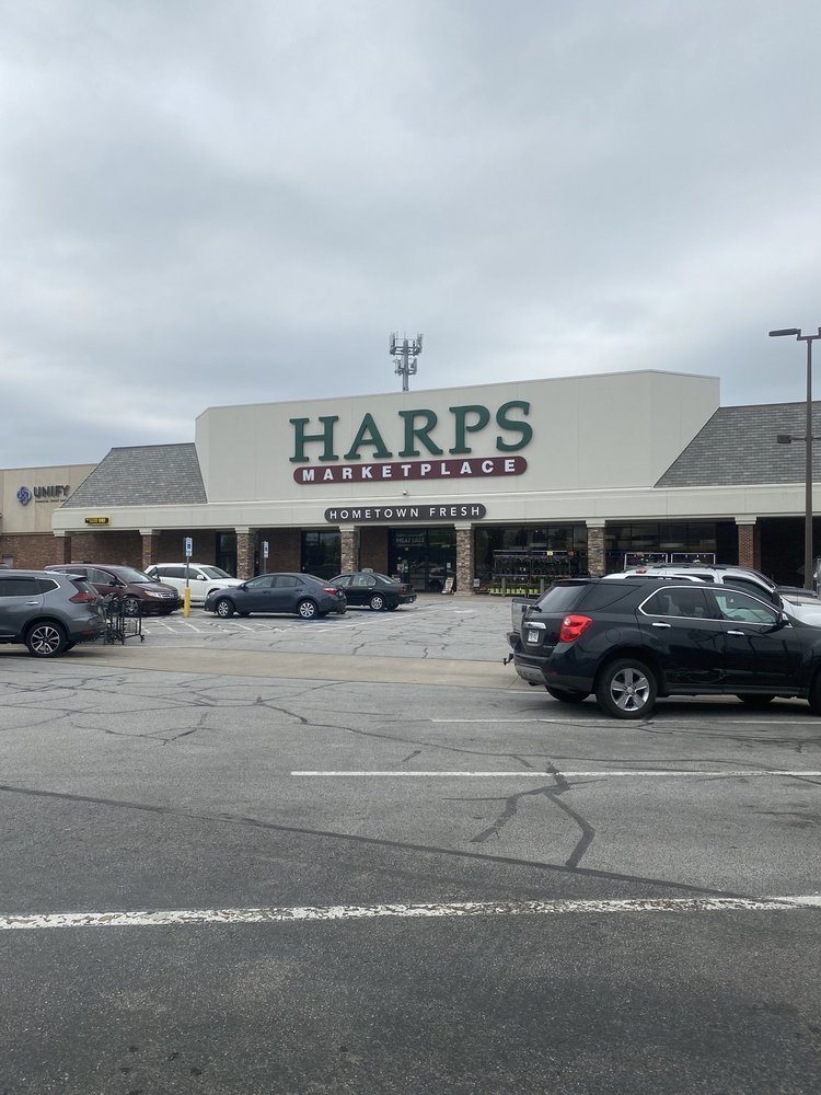 HARPS FOOD STORES Updated August 2024 2894 West Sunset, Springdale
