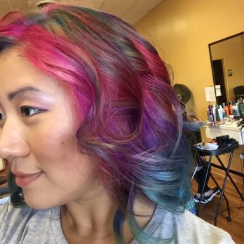 Emzy HQ - Hair Salons Near Me - North Olmsted, Ohio