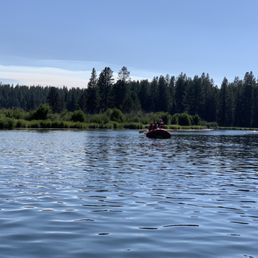 Sleepy river time. The "rapids" are very very light, regardless of time of year. Fine for fraidy cats - thrill seekers go elsewhere. Sleepy river time. The "rapids" are very very light, regardless of time of year. Fine for fraidy cats - thrill seekers go elsewhere.