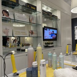 Drybar - Las Vegas in Fashion Show