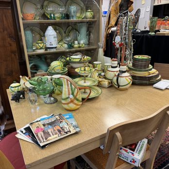 Antique Underground - Antiques Near Me - Syracuse, New York Antique Underground - Antiques Near Me - Syracuse, New York