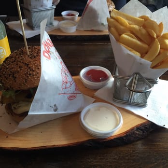 Manhattan Burger - Burgers Near Me - Berlin, BE Manhattan Burger - Burgers Near Me - Berlin, BE