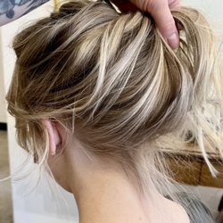Beauty By Samantha Ann - Hairline foils