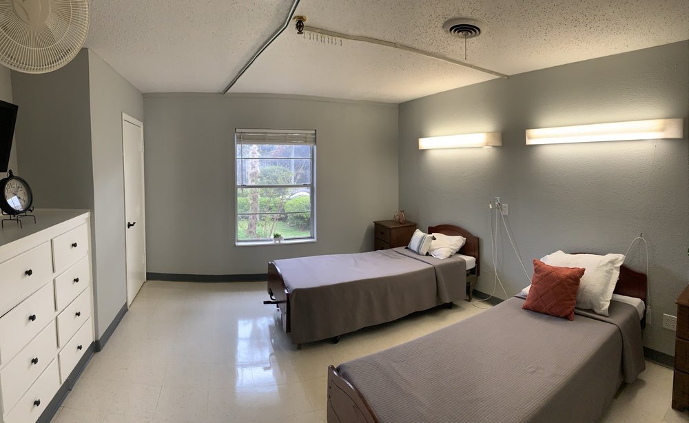 HURST PLAZA NURSING & REHAB Updated October 2024 10 Photos 215 E