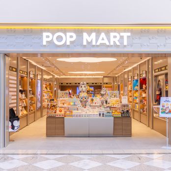 JY Studio - Captured the grand opening of Pop Mart at Hillsdale Mall in San Mateo - Event Photography Near Me JY Studio - Captured the grand opening of Pop Mart at Hillsdale Mall in San Mateo - Event Photography Near Me