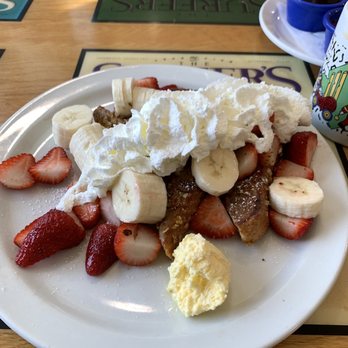Beach Break Cafe - Half order of banana crunchy French toast adding strawberries - Breakfast & Brunch Near Me - Oceanside, California