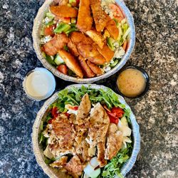 The Kenilworth Diner Restaurant - Buffalo Chicken Salad / Arugula Salad