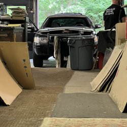 Linus Auto Glass - Glass Repair