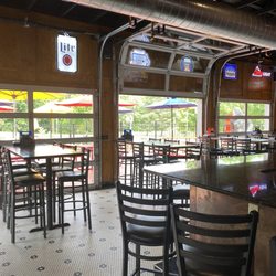 Jethro's BBQ Southside - Inside