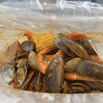 Lemon Crab - The opened bag of goodies!!!! - Seafood Near Me - Hayward, California