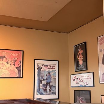 Prima Bistro - Funky, French inspired interior - American Near Me - Langley, Washington