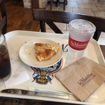 la Madeleine - Great place to chill! - Bakeries Near Me - Sugar Land, Texas