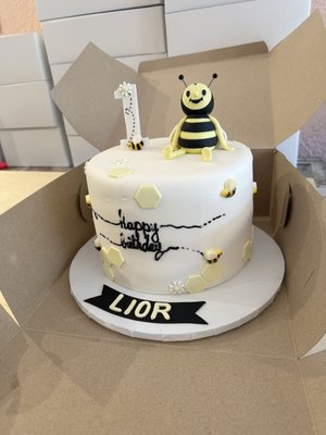 Cake and Art by null