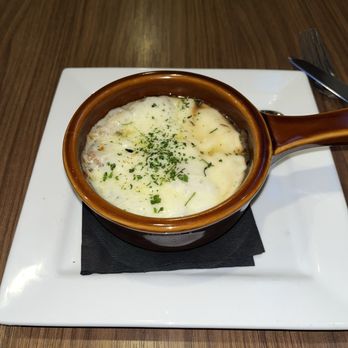 Edgewater Bar and Grill - French onion soup. - American Near Me - Charlotte, North Carolina Edgewater Bar and Grill - French onion soup. - American Near Me - Charlotte, North Carolina