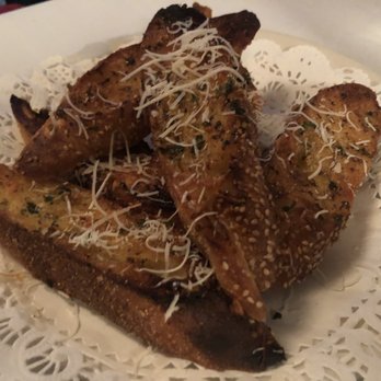 Puglia Ristorante - Garlic Bread - Italian Near Me - New York, New York Puglia Ristorante - Garlic Bread - Italian Near Me - New York, New York