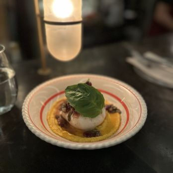 Le bedeau - Burrata - Wine Bars Near Me - Québec City, Quebec