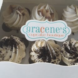 Gracene's Cupcake Boutique - Vanilla almond and Oreo cookie packaged to go.