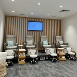 Prose Nail Salon - Pedicure stations