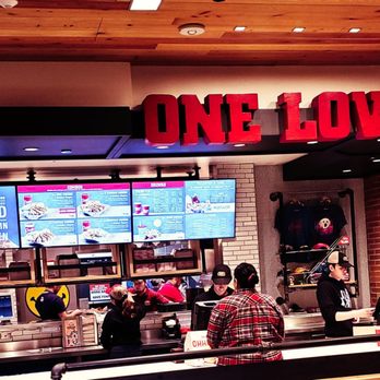 Raising Cane's Chicken Fingers - Fast Food Near Me - Batavia, Illinois