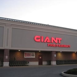 Giant Food - Store front