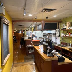 Curry Twist Restaurant - Open kitchen watch it all made for you !