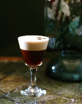 Pauly Bar by null