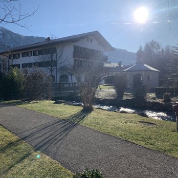 Hotel Bachmair Weissach - Court yard of resort - Hotels Near Me - Weißach, BY Hotel Bachmair Weissach - Court yard of resort - Hotels Near Me - Weißach, BY