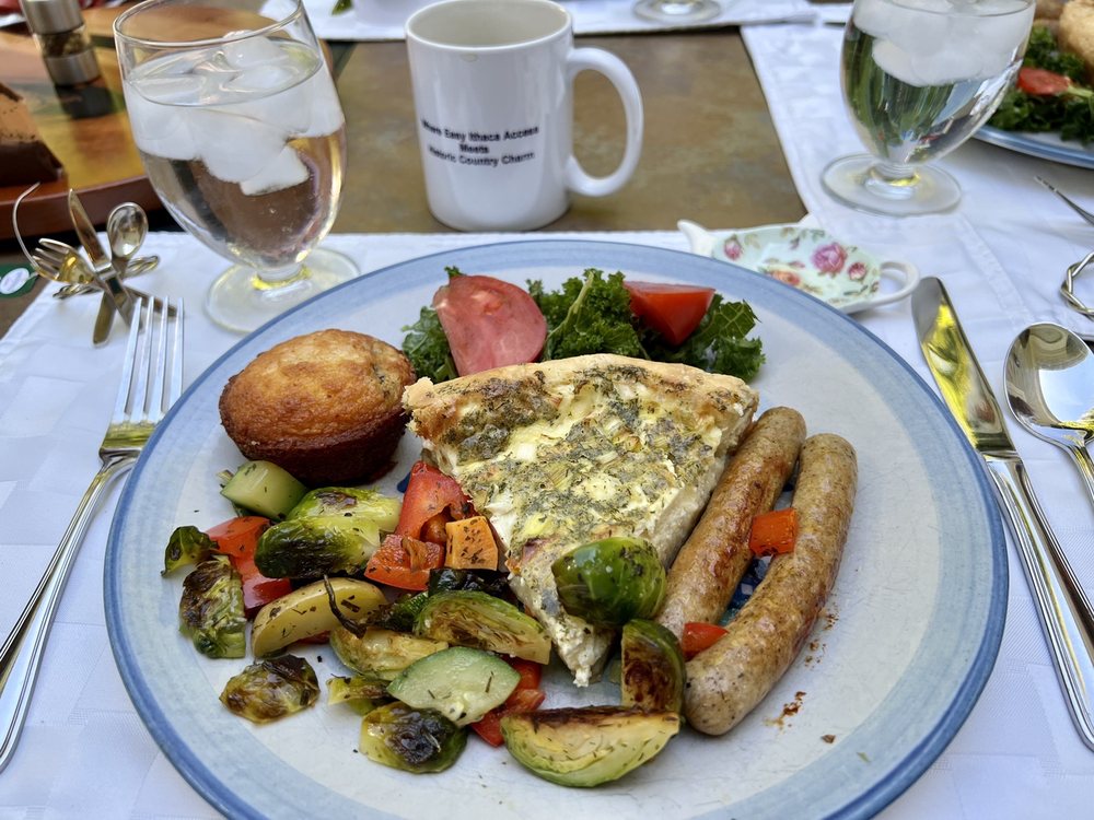 THOMAS FARMS BED & BREAKFAST Updated October 2024 14 Reviews 136 Thomas Rd, Ithaca, New