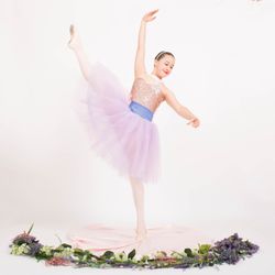 Preston Hollow Dance - Students get their portraits taken after recital.