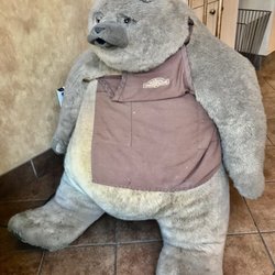 Rocky Mountain Chocolate Factory - Big teddy bear