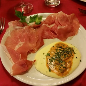 I'cchè c'è c'è - Thinly shaved ham with polenta and a spicy tomato sauce - Tuscan Near Me - Florence, FI