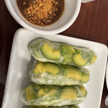 Thuyen Vien - Avocado Spring rolls - Vegan Near Me - Anaheim, California Thuyen Vien - Avocado Spring rolls - Vegan Near Me - Anaheim, California