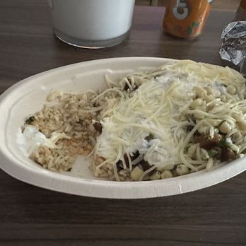 Chipotle Mexican Grill - Fast Food Near Me - Salem, Ohio