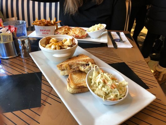 Cochon Dingue 0 Photos 567 Reviews Breakfast Brunch 46 Boulevard Champlain Quebec Qc Restaurant Reviews Phone Number