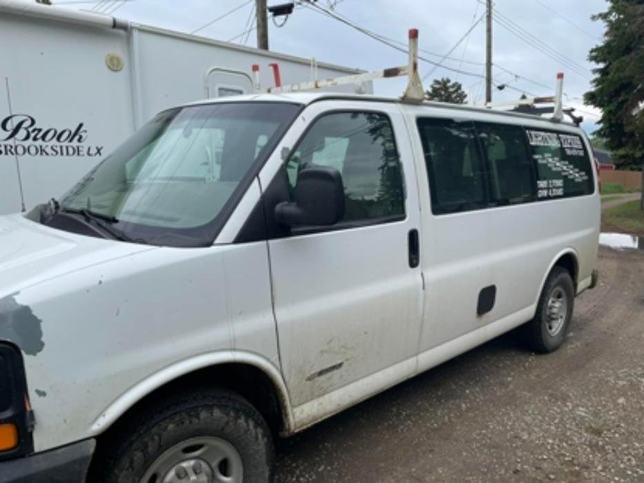 LIGHTNING EXPRESS Updated July 2024 Sedgewick, Alberta Couriers