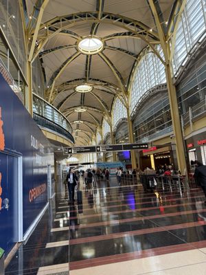 Ronald Reagan Washington National Airport by null