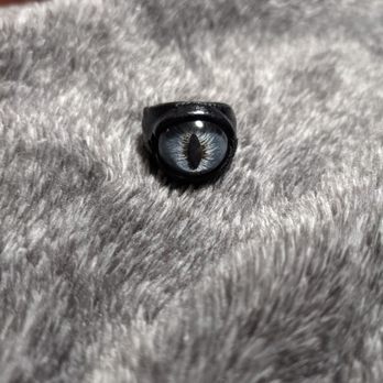 Hot Rock - I wear a size 7 but this ring stretches larger - Accessories Near Me - Hollywood, California