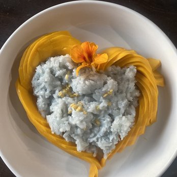 Thailicious - Mango With Sweet Sticky Rice - Thai Near Me - Artesia, California