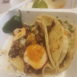 El Plato Loco - Beef Tacos