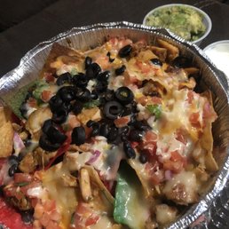Really satisfying chicken nacho platter, I enjoyed it immensely. Really satisfying chicken nacho platter, I enjoyed it immensely.
