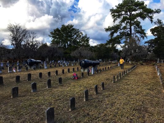 Magnolia Cemetery Trust by null