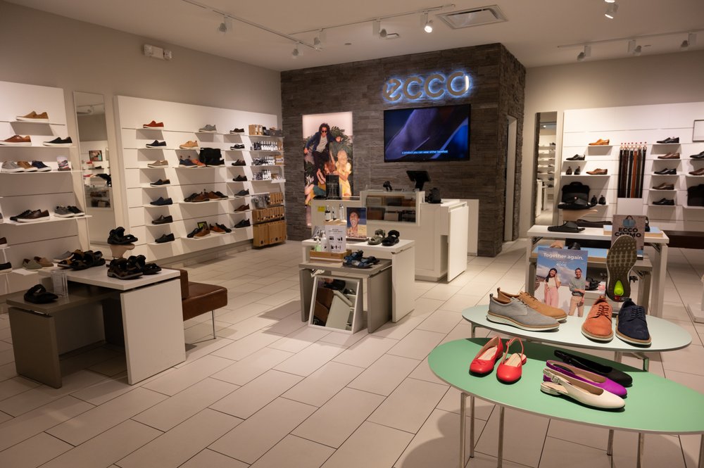 ECCO HILLSDALE 11 Photos 60 31st Ave, San Mateo, California