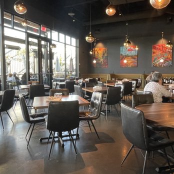 The 908 - Tables for dining - New American Near Me - Long Beach, California The 908 - Tables for dining - New American Near Me - Long Beach, California