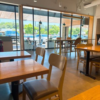 Chopt Creative Salad Co. - Interior - Salad Near Me - Atlanta, Georgia Chopt Creative Salad Co. - Interior - Salad Near Me - Atlanta, Georgia