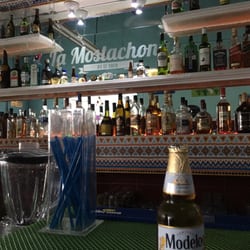 La Mostachona - Calor!!