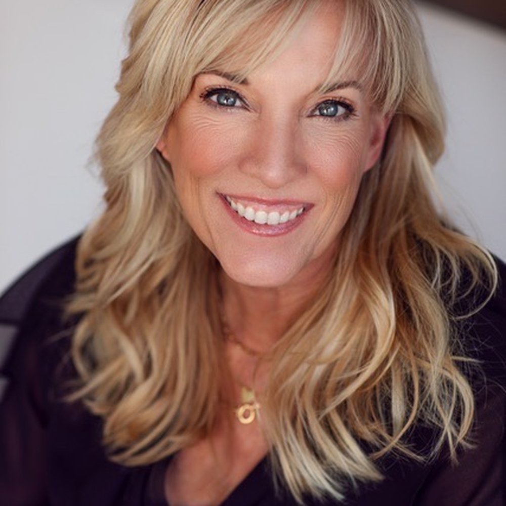 Serandi Salon - Hair Color by Arthur - Hair Salons Near Me - Laguna Beach, California Serandi Salon - Hair Color by Arthur - Hair Salons Near Me - Laguna Beach, California
