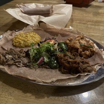 Demera Ethiopian Restaurant - Messob - Ethiopian Near Me - Chicago, Illinois Demera Ethiopian Restaurant - Messob - Ethiopian Near Me - Chicago, Illinois