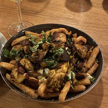 Badmaash - Fairfax - CHICKEN TIKKA POUTINE - Indian Near Me - Los Angeles, California Badmaash - Fairfax - CHICKEN TIKKA POUTINE - Indian Near Me - Los Angeles, California