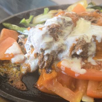 La Food Marketa - Beef Fajitas - Latin American Near Me - Baltimore, Maryland