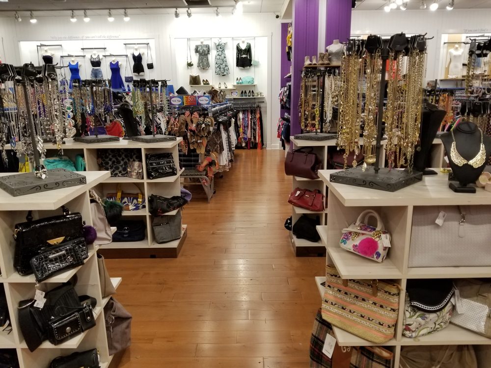 MY BEST FRIEND’S CLOSET TEMP. CLOSED Updated February 2025 18